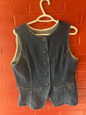 Women's Dark Blue Denim Vest - Classic Jeans Style